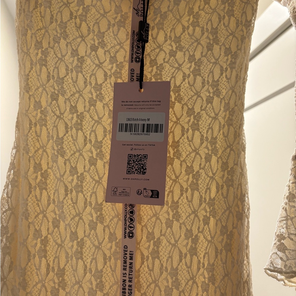 Oh Polly Cream Lace Dress - Picture 4 of 5